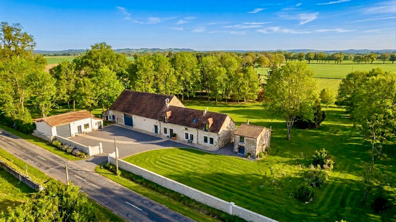 Demeure de 193m2 avec 4 chambres et piscine